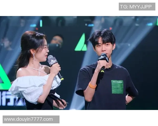 超级对决引爆全明星大战巅峰盛宴点燃全场观众热情期待